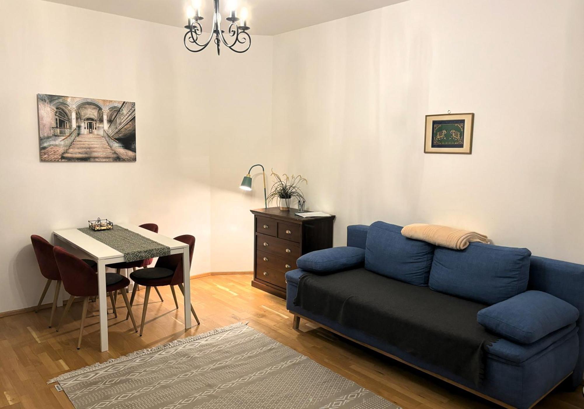 Casa Nostra - Ruhige Stadtwohnung Mit Balkon * Wien